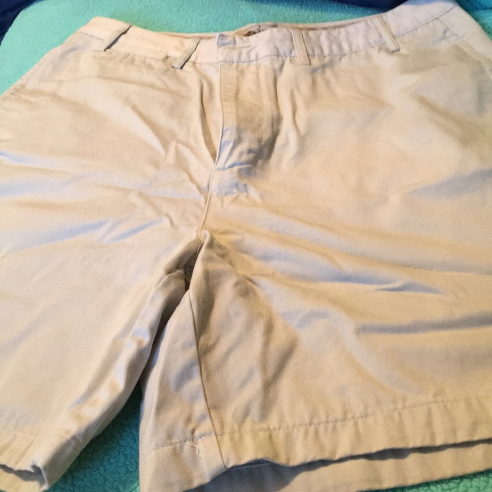 Beige dress men’s shorts